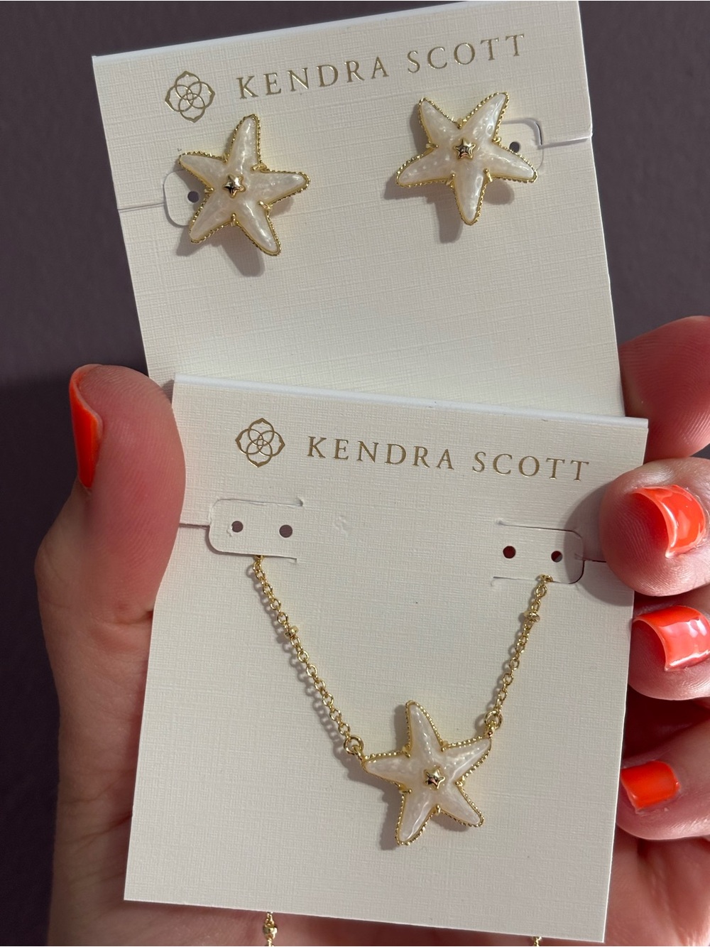 Kendra Scott White and Gold Starfish Necklace & Stud Earrings - Picture 2 of 3
